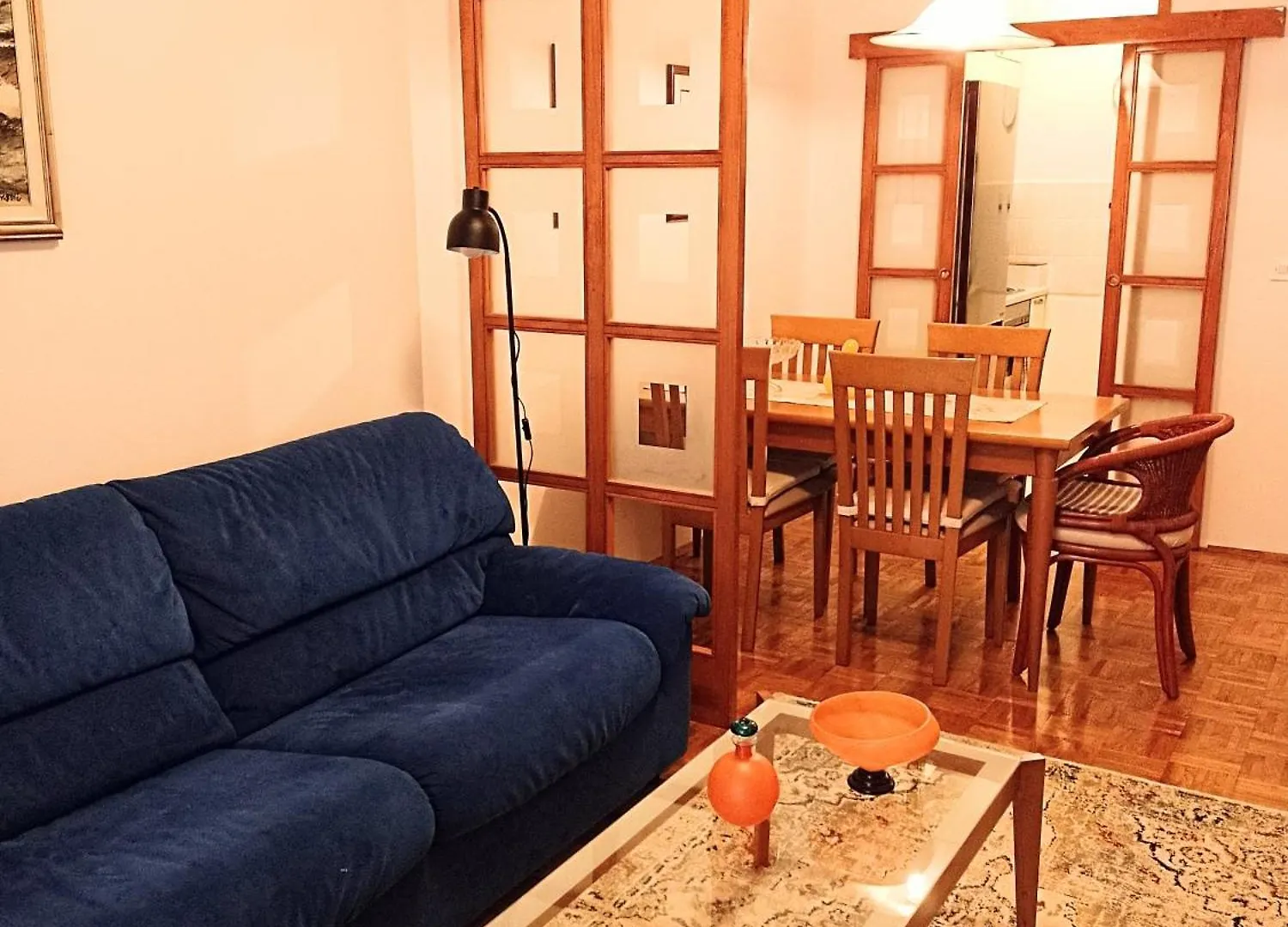 Apartment Apartman Knezina Selce Croatia